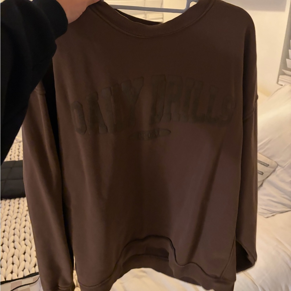 DAILY DRILLS CREWNECK